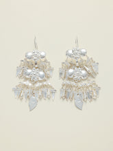 Silver Chant Filigree Earrings